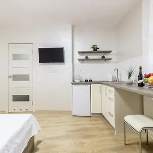  Апартаменты Center Vip Украина