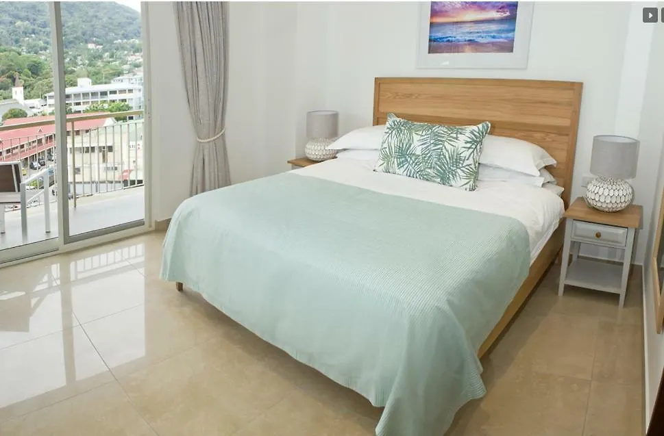 The Quadrant Luxury Apartments Victoria 0*,